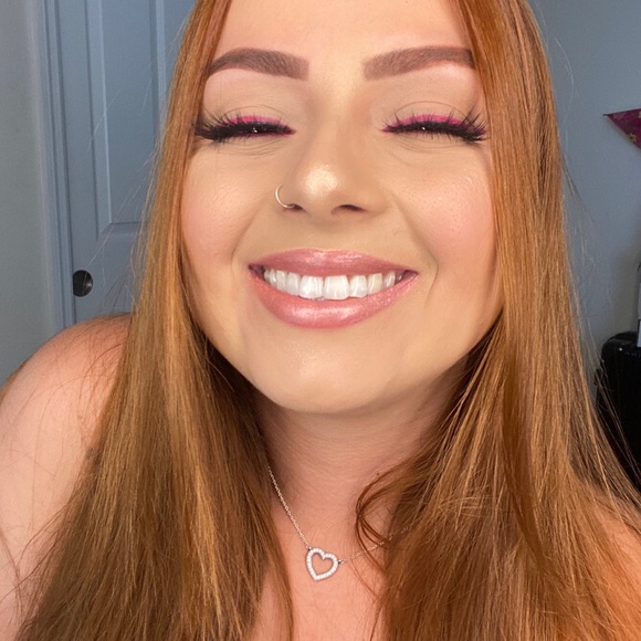 Meet your Posher, Polyanna - Picture 1 of 1